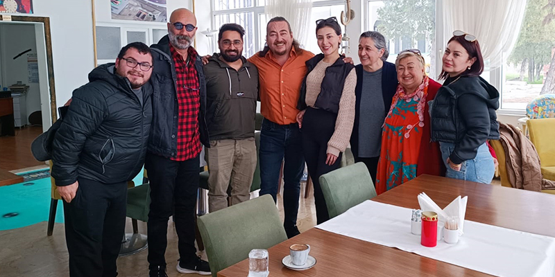 Evde Kalmış Kızlar Köyü çekimleri tamamlandı