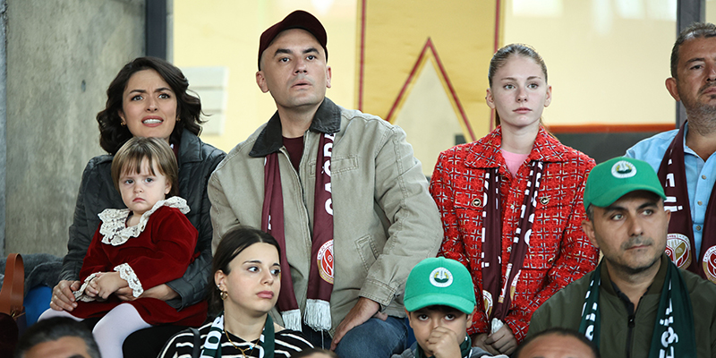 ‘Başka Bir Sen’den İlk Kareler Yayınlandı