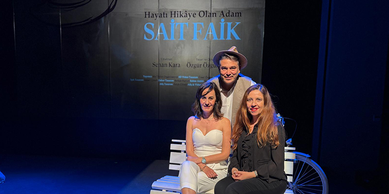 Hayatı Hikâye Olan Adam Sait Faik oyunu için Özgür Özgülgün ve Senan Kara ile konuştuk