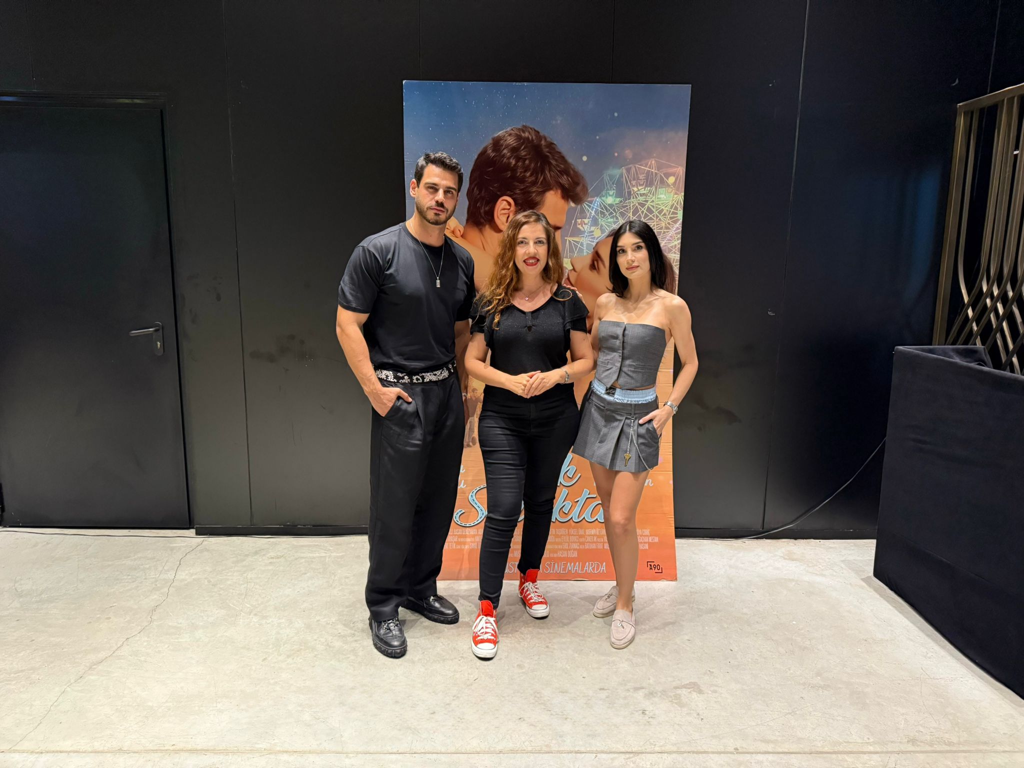 “Aşk Sokakta” Aslıhan Saraçoğlu yazdı