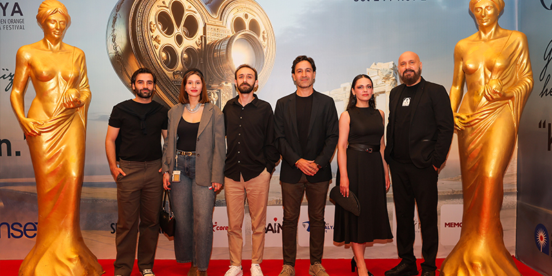 “Bağlantı Hatası” ile “Gündüz ve Gece” Galalarını Altın Portakal’da Yaptı