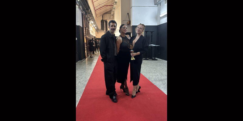 “Afife”ye 27. Afife Tiyatro Ödülleri’nden Haldun Dormen Özel Ödülü