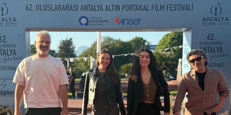 Alina Boz’un Yazıp Yönettiği “Adako” Altın Portakal’da Büyük Beğeni Topladı