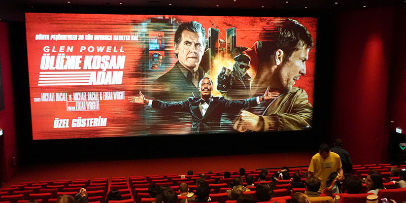 Ölüme Koşan Adam, İlk Ön Gösterimini Yaptı