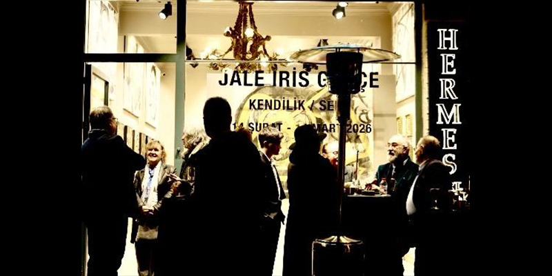 Kendilik / Self: Jale İris Gökçe’nin Yeni Sergisi Açıldı